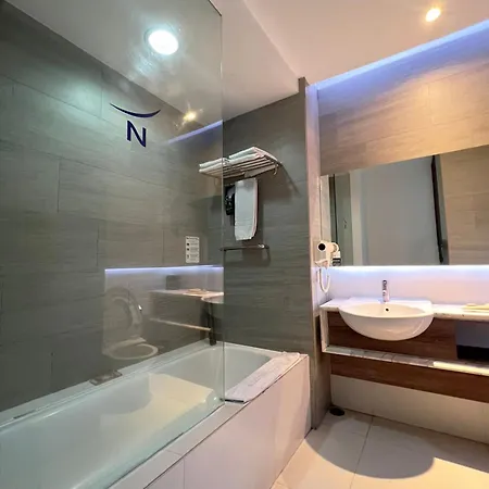 Novotel Bandung Exterior photo