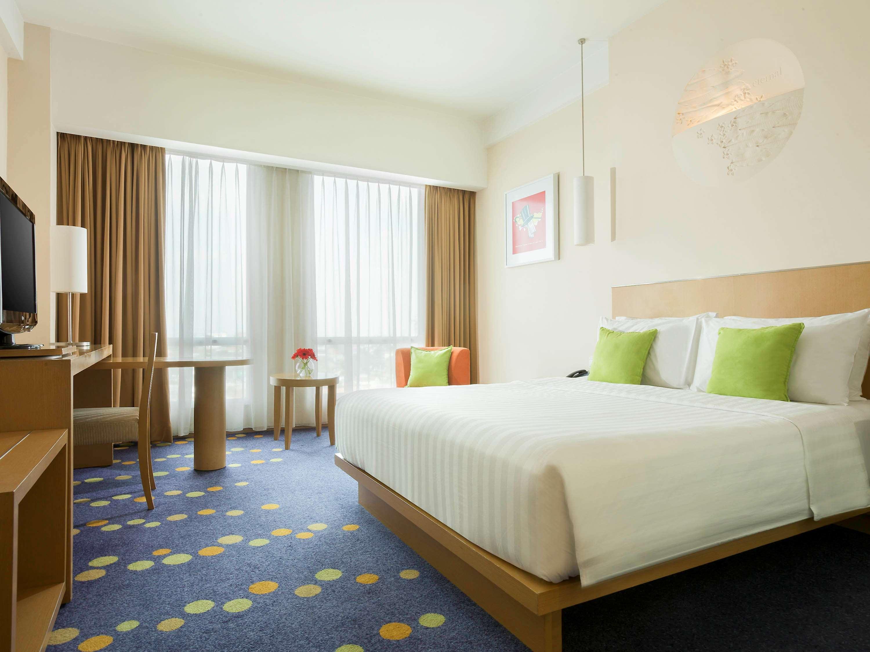 Novotel 4*