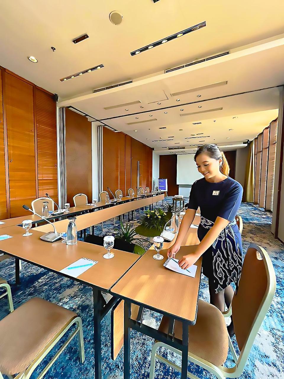होटल Novotel 4*