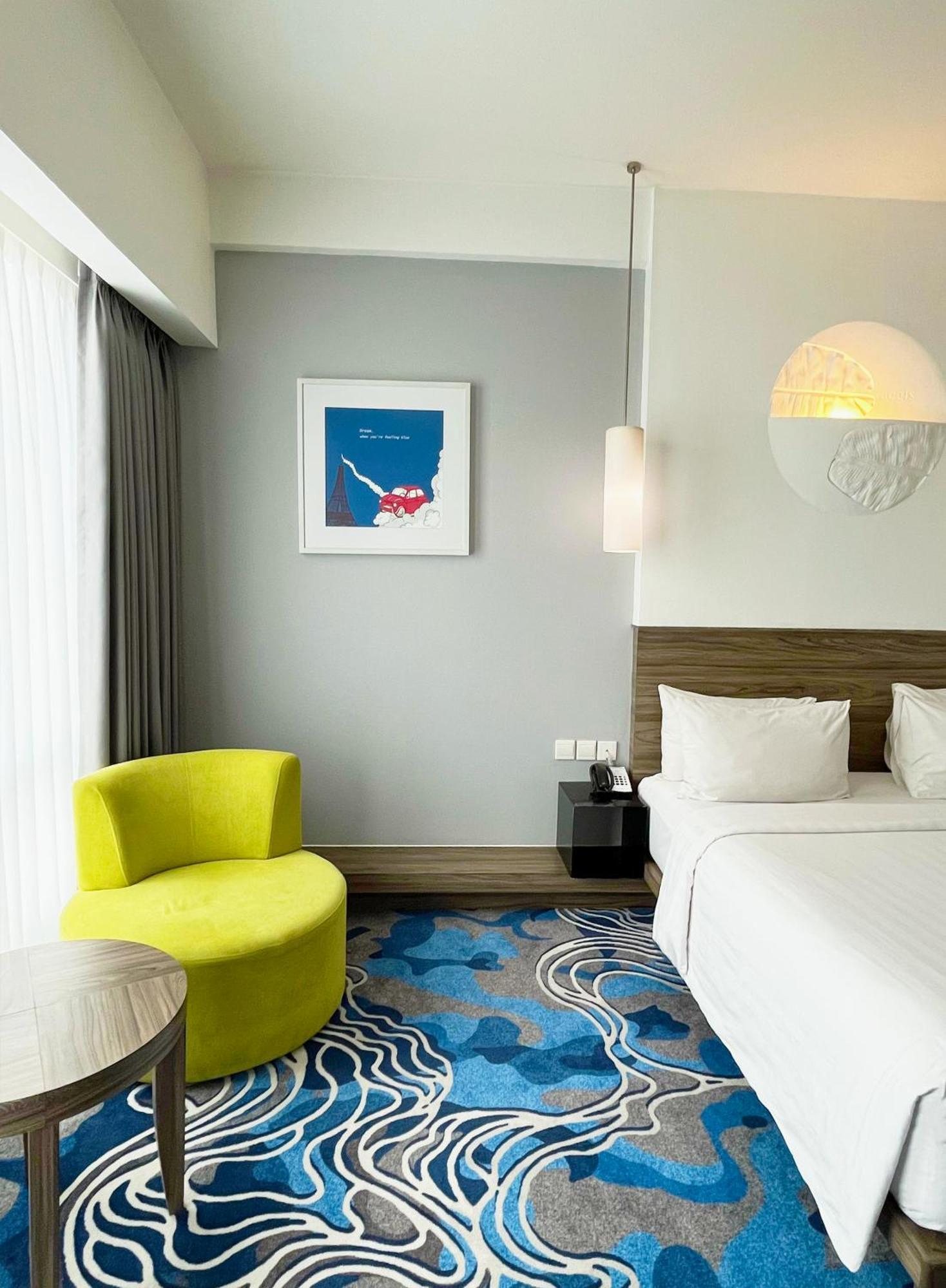 Novotel 4*