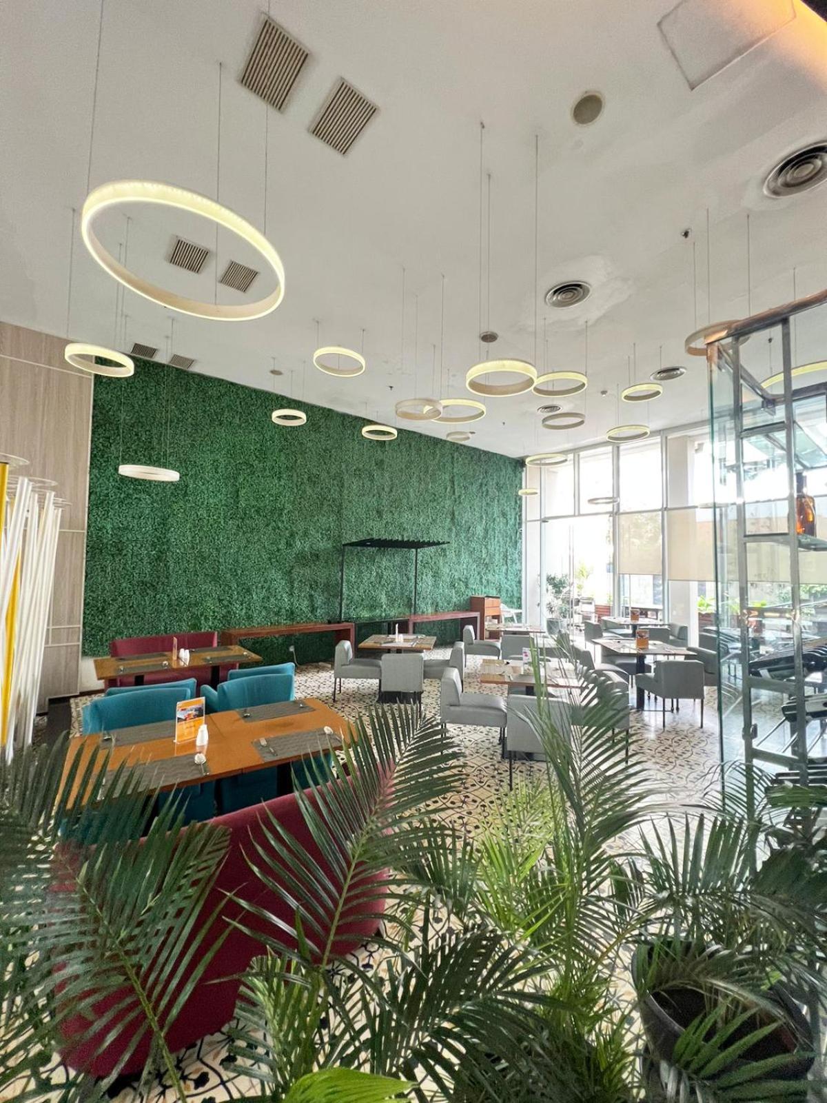 Novotel Hotel 4*